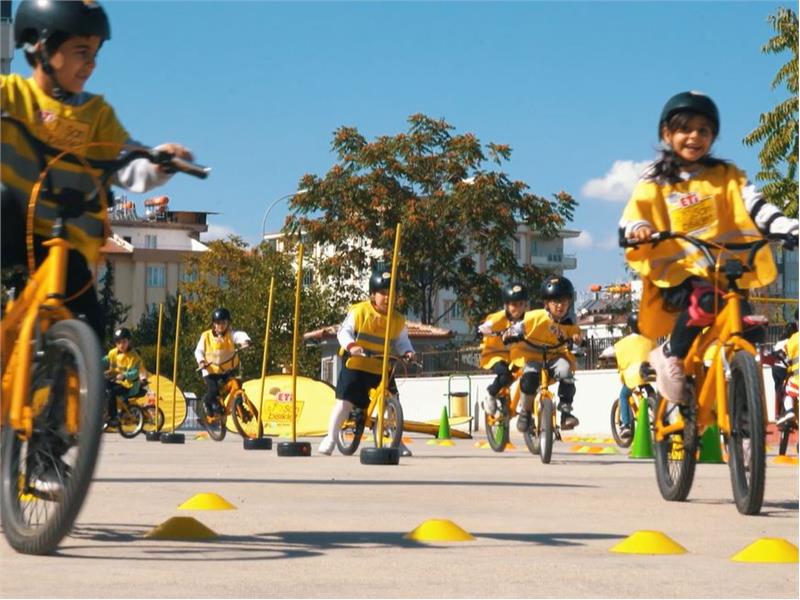 Eti Sarı Bisiklet, Gaziantep’te 2 binden fazla öğrenciye ulaştı