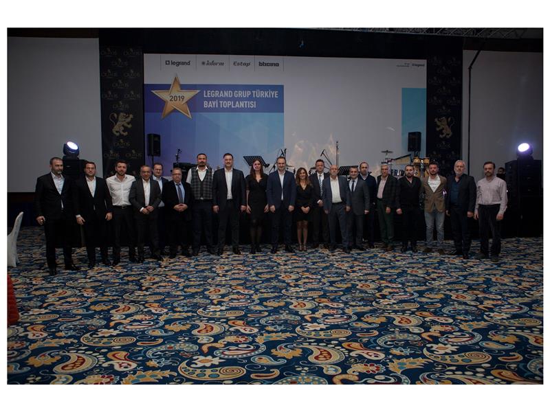Legrand Grup Türkiye 2018'in en çok satış yapan bayileri ödüllendirdi
