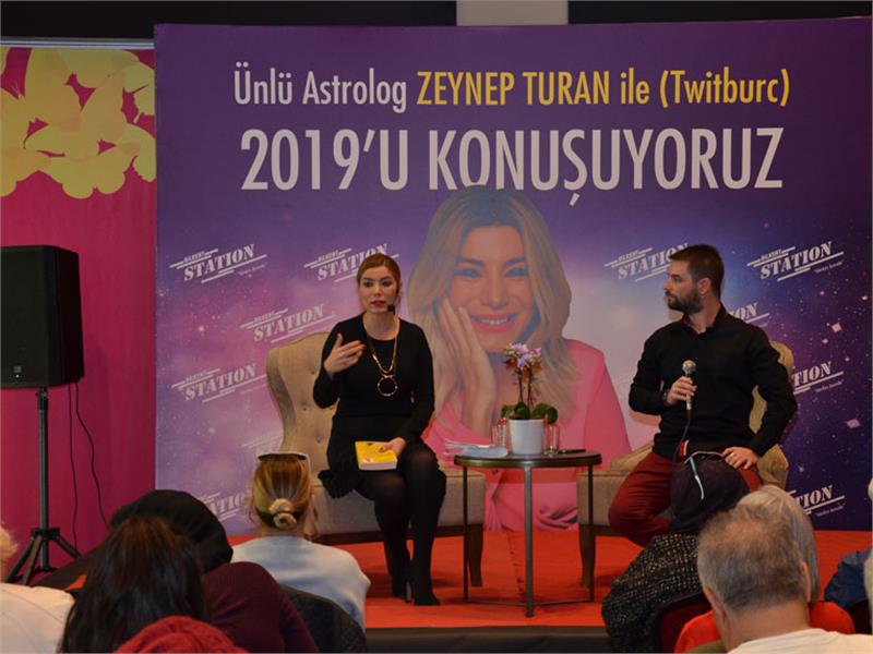 ÜNLÜ ASTROLOG BİLKENT CENTER’DA 2019’U YORUMLADI!