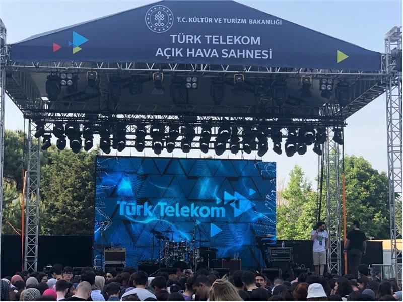 ‘BEYOĞLU KÜLTÜR YOLU FESTİVALİ’ TÜRK TELEKOM AÇIK HAVA SAHNESİ’NDE SANAT VE EĞLENCE İÇİN GERİ SAYIM BAŞLADI