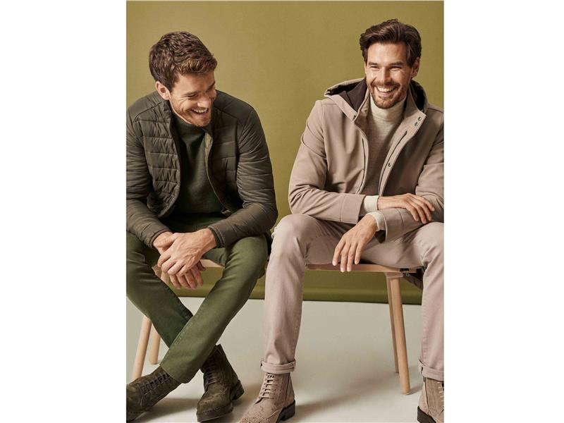 Geçiş mevsiminin kilit parçası puffer montlar  Altınyıldız Classics’te