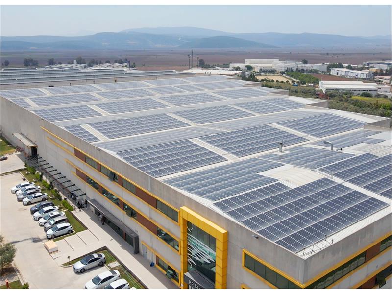 Altınyıldız Classics, Yeşil Çatı projesiyle  İzmir’deki merkezinin tüm elektriğini güneşten üretiyor