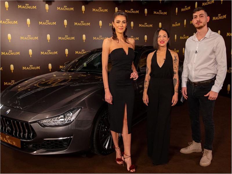 Magnum 2022 çekilişi asil talihlisi Burak Fidan, Maserati Ghibli Hybrid GT ödülünü  düzenlenen törenle teslim aldı