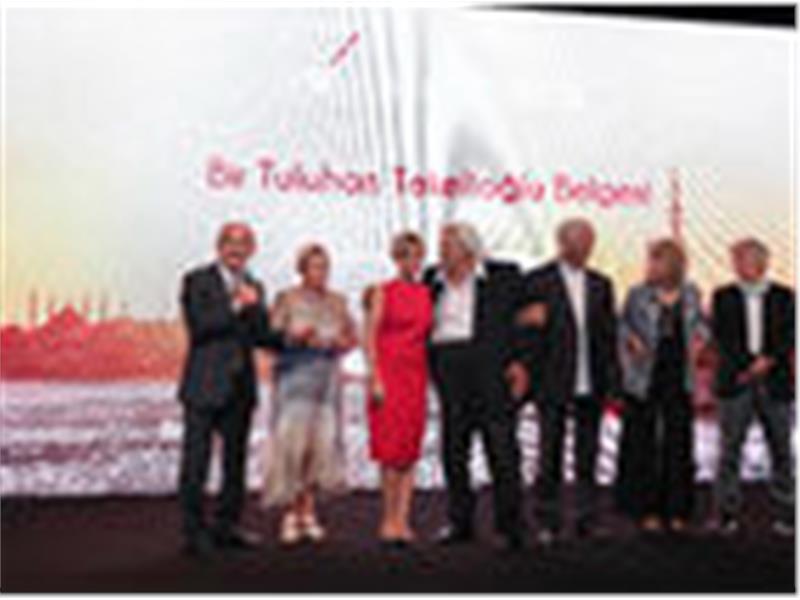 AXA Sigorta Türkiye’nin Efsane İsimlerini ‘Efsaneler’ Galasında Bir Araya Getirdi