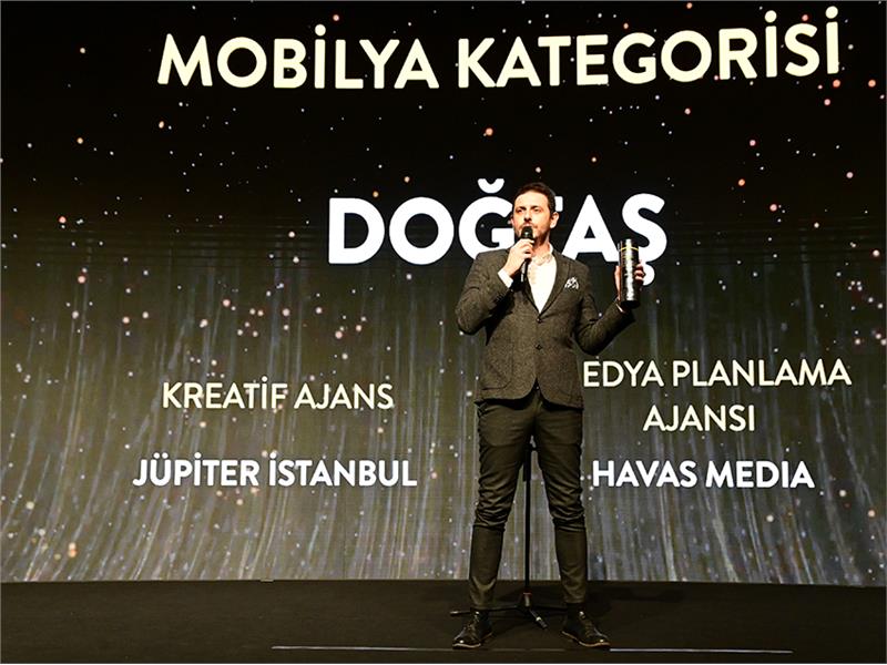 DOĞTAŞ, THE ONE AWARDS'TA "YILIN EN İTİBARLI MOBİLYA MARKASI" SEÇİLDİ