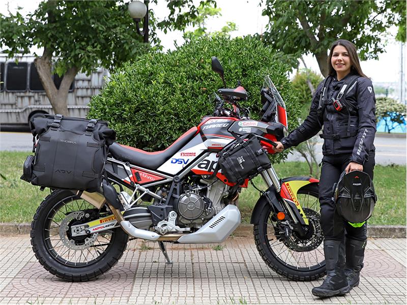 Gülşah Merve Yüksel Motosikletiyle Dünya Turuna Başladı!