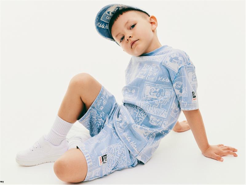 Moda, sanat ve ikonlar:  H&M, Disney Mickey Mouse x Keith Haring'i sunar