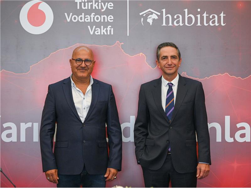 TÜRKİYE VODAFONE VAKFI VE HABİTAT DERNEĞİ’NDEN DEPREMZEDE ÇOCUKLARIN EĞİTİMİNE KATKI