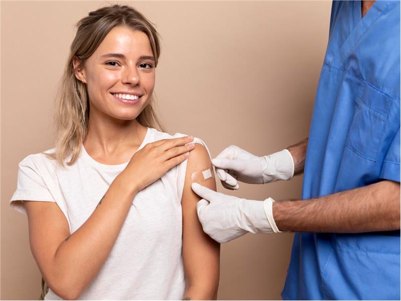 HPV CİLTTEN CİLDE TEMAS YOLUYLA BULAŞIR