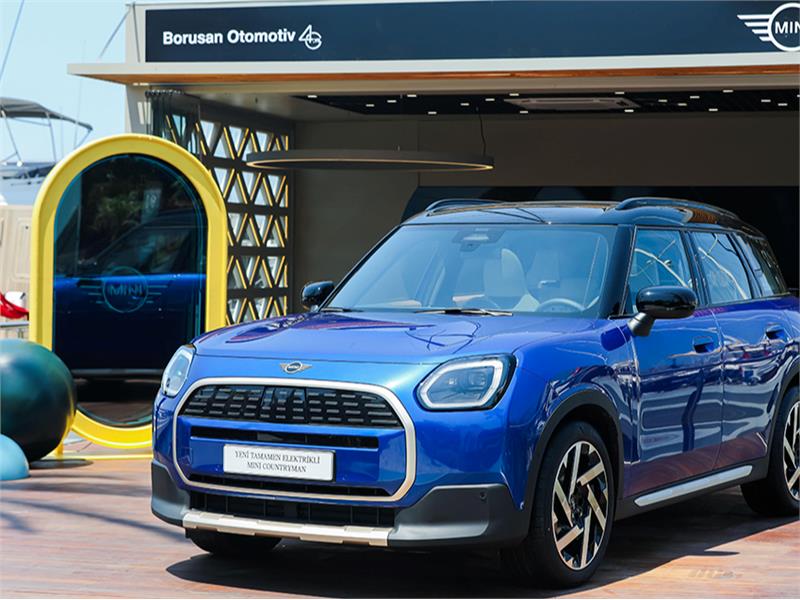 Yeni Tamamen Elektrikli MINI Countryman Yalıkavak Marina'da