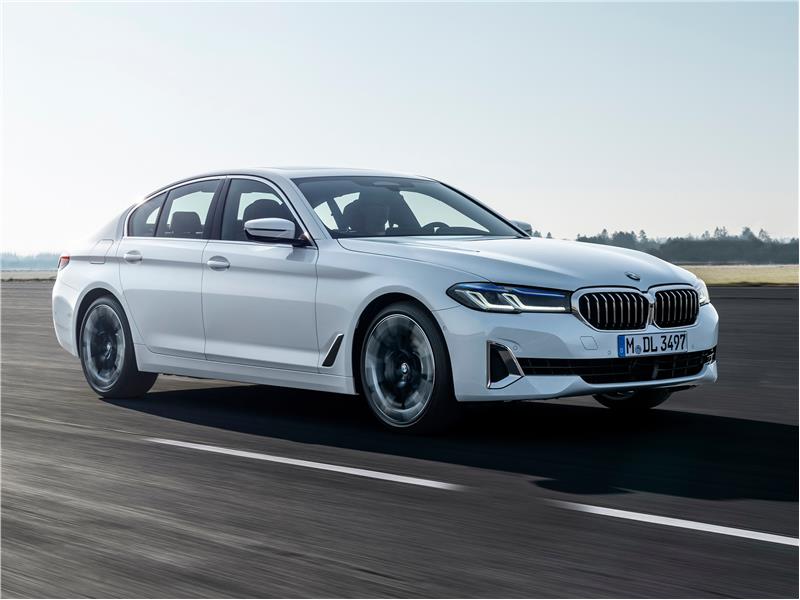 Yeni BMW 5 Serisi ve Yeni BMW 6 Serisi Gran Turismo Dünya Prömiyerlerini Online Basın Toplantısıyla Gerçekleştirdi 