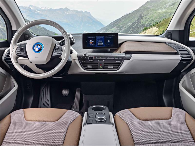 Elektrikli Mobilite’nin Öncü Modeli BMW i3 200 bininci Kez Banttan İndi