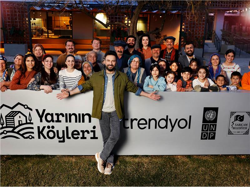 Tarkan, Yarının Köyleri için yeniden kamera karşısında