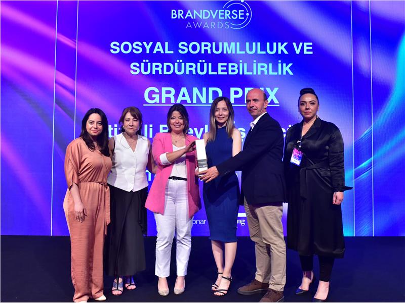 Eker, "Otizmli Bireyler İş Gücünde" istihdam modeliyle Brandverse Awards'da iki ödüle layık görüldü