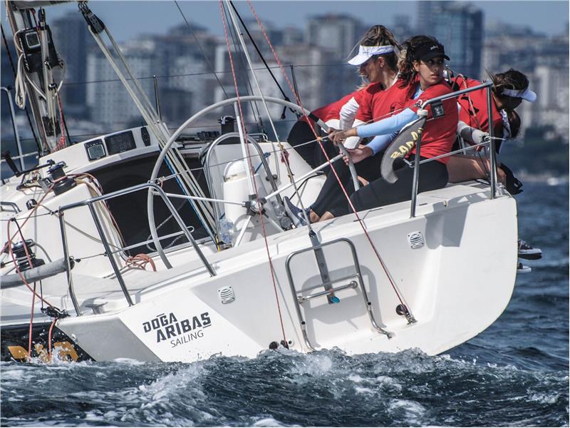 Eker Sailing Team, 8. Deniz Kızı Uluslararası Yelken Kupası'nda birinci oldu